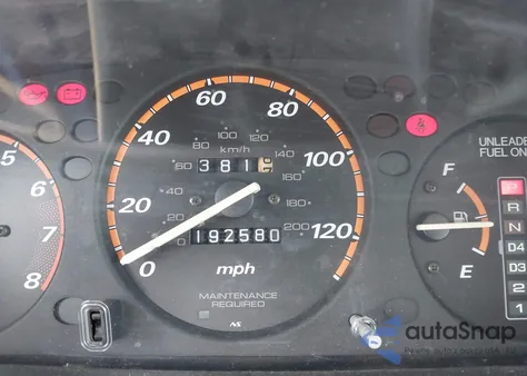 1997 Honda Cr-V z USA, uszkodzony, nr VIN JHLRD184XVC060059